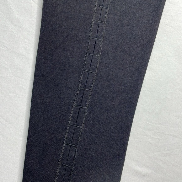 💕betsey Johnson performance leggings - Picture 8 of 8